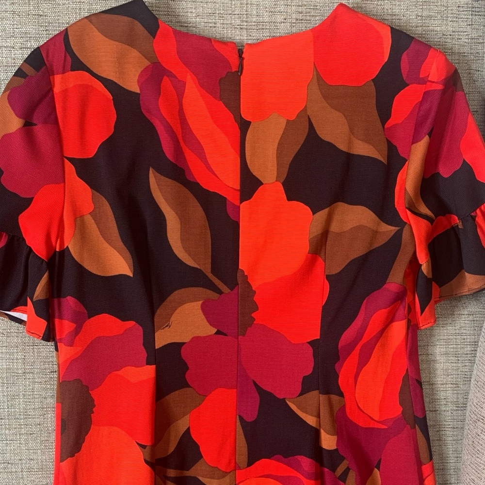 NWT TRINA TURK Floral Darling Dress Red Multi, Size 2 - Picture 7 of 9